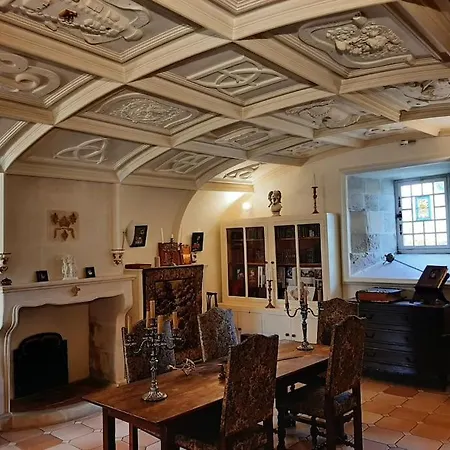 Chateau De Mornay Apartment
