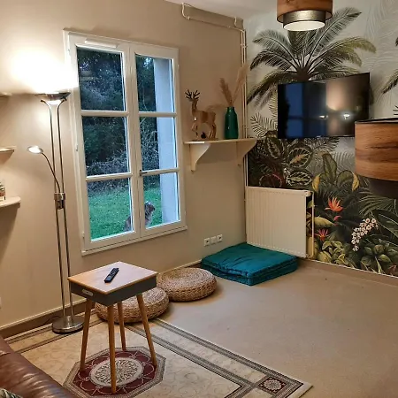 Apartment Chateau De Mornay *
