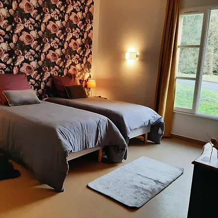 Chateau De Mornay Apartment Saint-Pierre-de-l'Isle