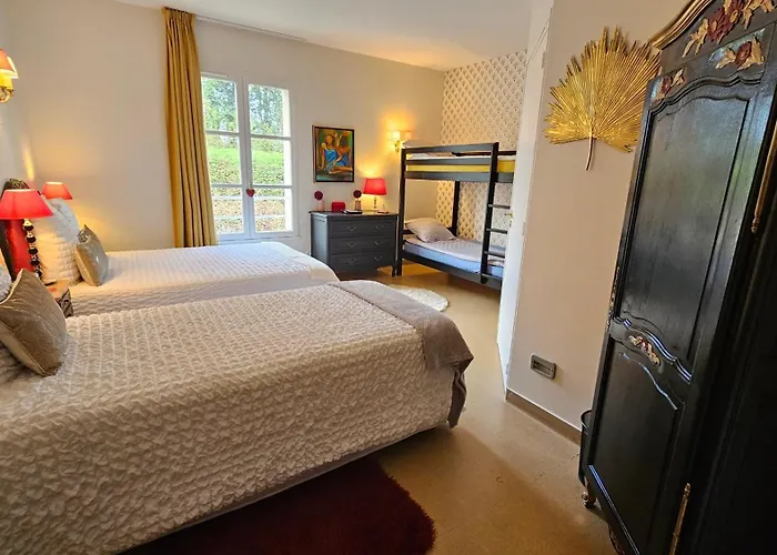 Apartment Chateau De Mornay Saint-Pierre-de-l'Isle